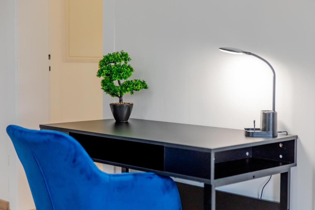 Grosse 3-Zimmer Wohnung - Zentral-Coburg - Kostenloser Parkplatz Extérieur photo